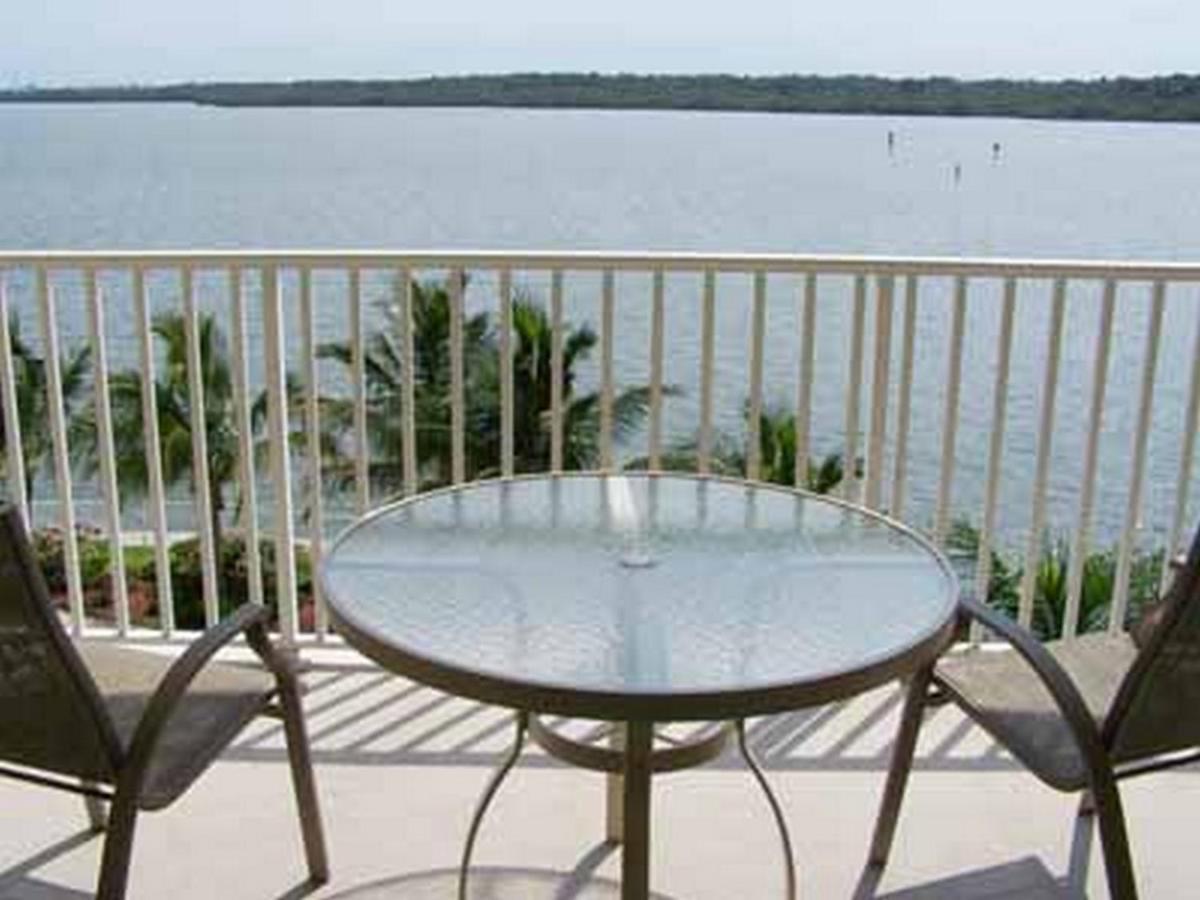 Boca Ciega Resort By Travel Resort Services Сент-Питерсберг Экстерьер фото