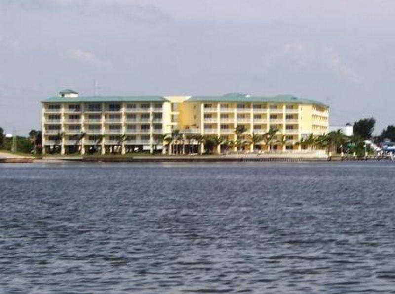 Boca Ciega Resort By Travel Resort Services Сент-Питерсберг Экстерьер фото